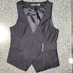 Liliya Black Vest Single Button Fake Gems Belt Closure Women XXL Runs Small